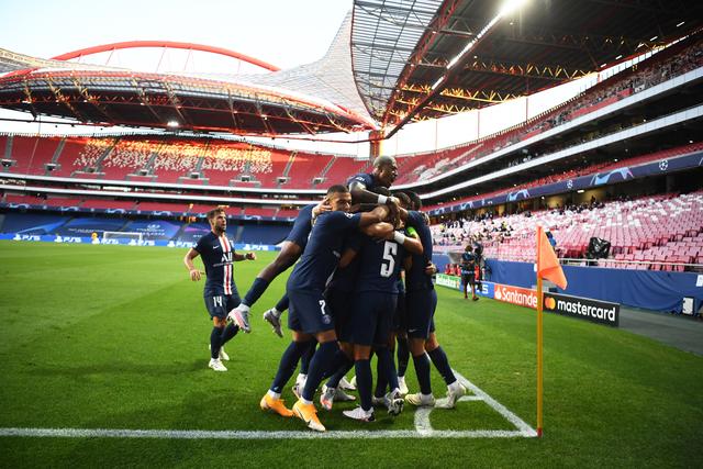 莱万本赛季18场20球 连续14个赛季进球20+